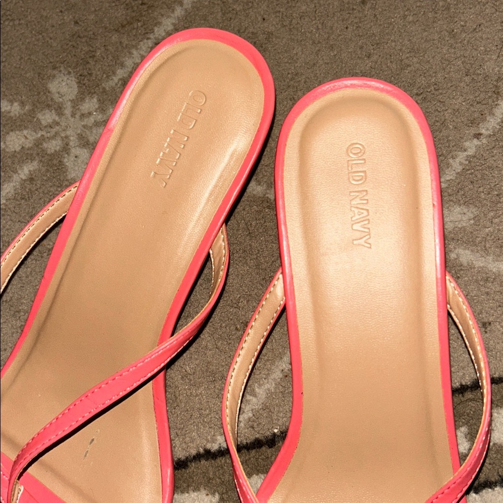 Old Navy Women's Coral Sandals - Picture 2 of 6